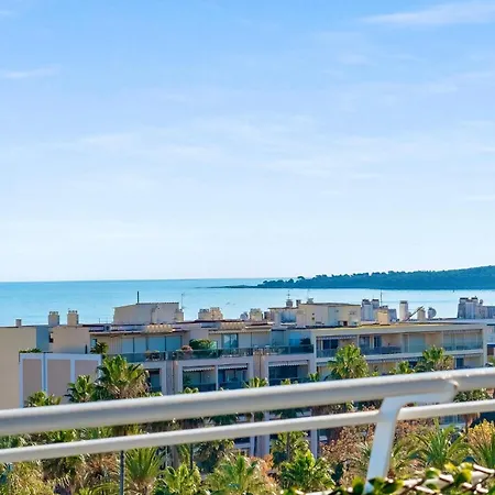 Heavnstay Croisette Apartment *